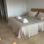 Granados Stunning 2 Bed דירה סן לואיס דה סביניאס