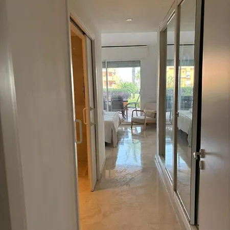 Granados Stunning 2 Bed דירה סן לואיס דה סביניאס