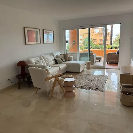 Granados Stunning 2 Bed דירה סן לואיס דה סביניאס